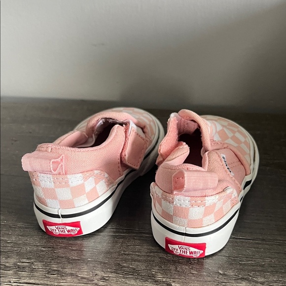 Vans Kids Slip-On Pink and White Checkered Sneakers Size 4 - Picture 5 of 7